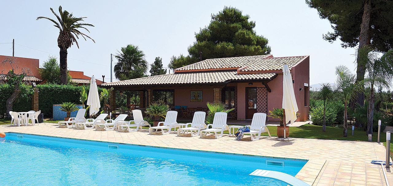 Holiday Menfi | Casale Abate Exterior photo